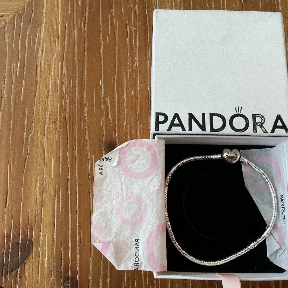 Pandora 9 inches snake bracelet 925